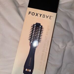 FoxyBae Rose Gold Mini Blow Out Brush